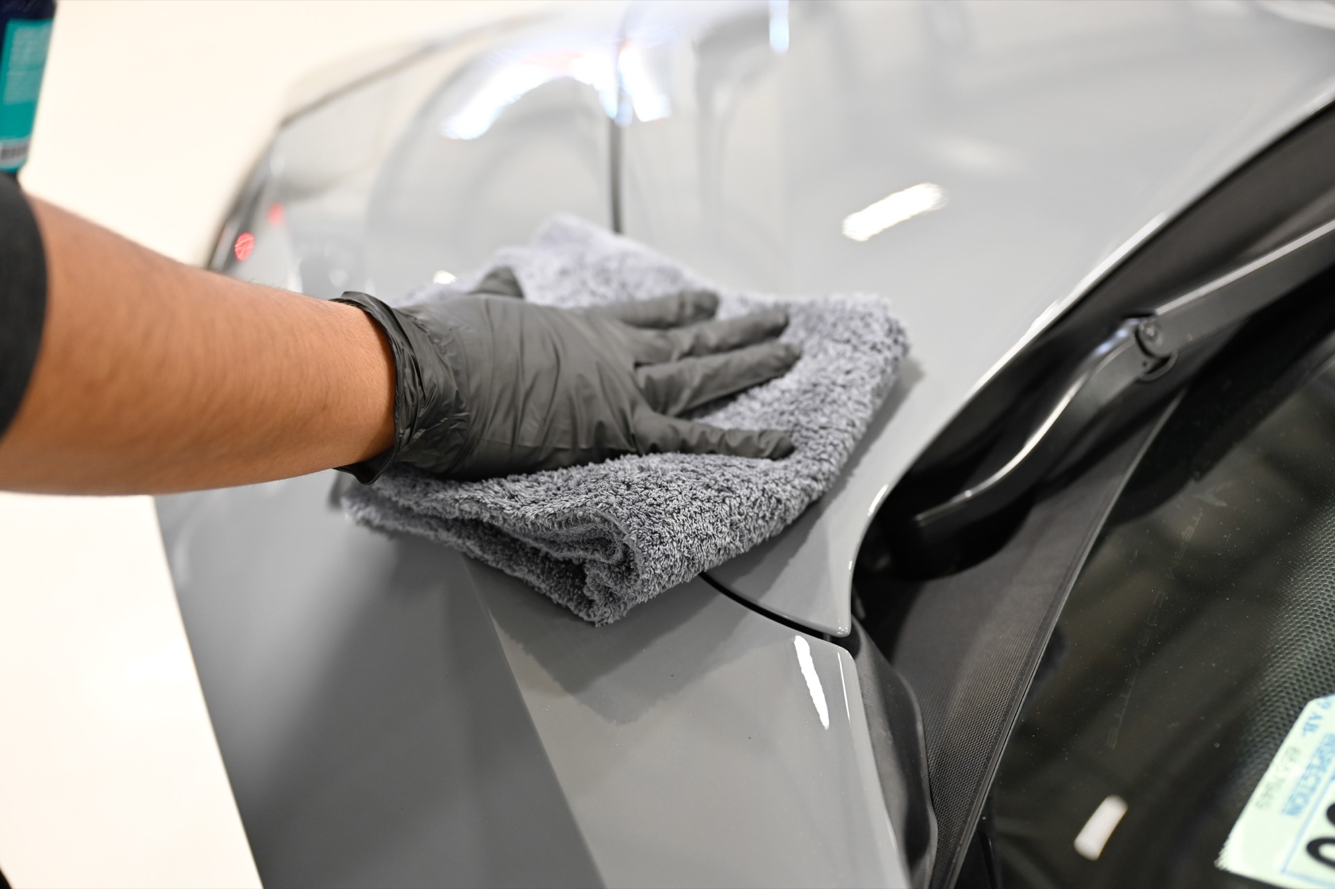 Hand wipe-down during ceramic coating application